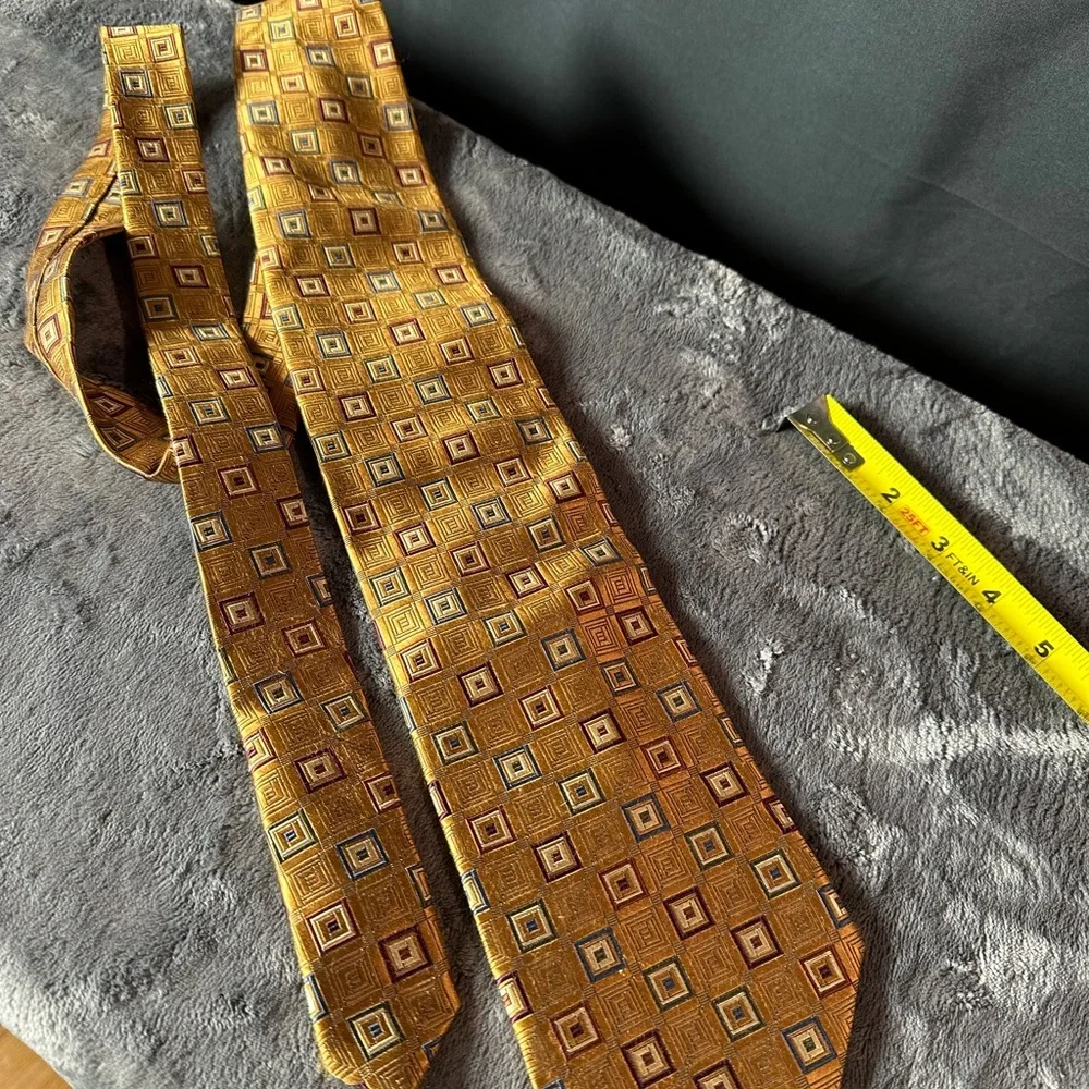 Jos A Bank signature collection,‎ men’s tie